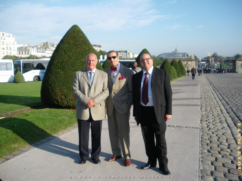 LES INVALIDES 2009 HOMMAGE AUX HARKIS 01.jpg